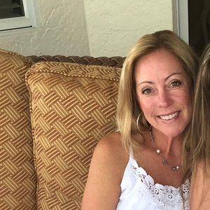 Meet your Posher, Cheryl